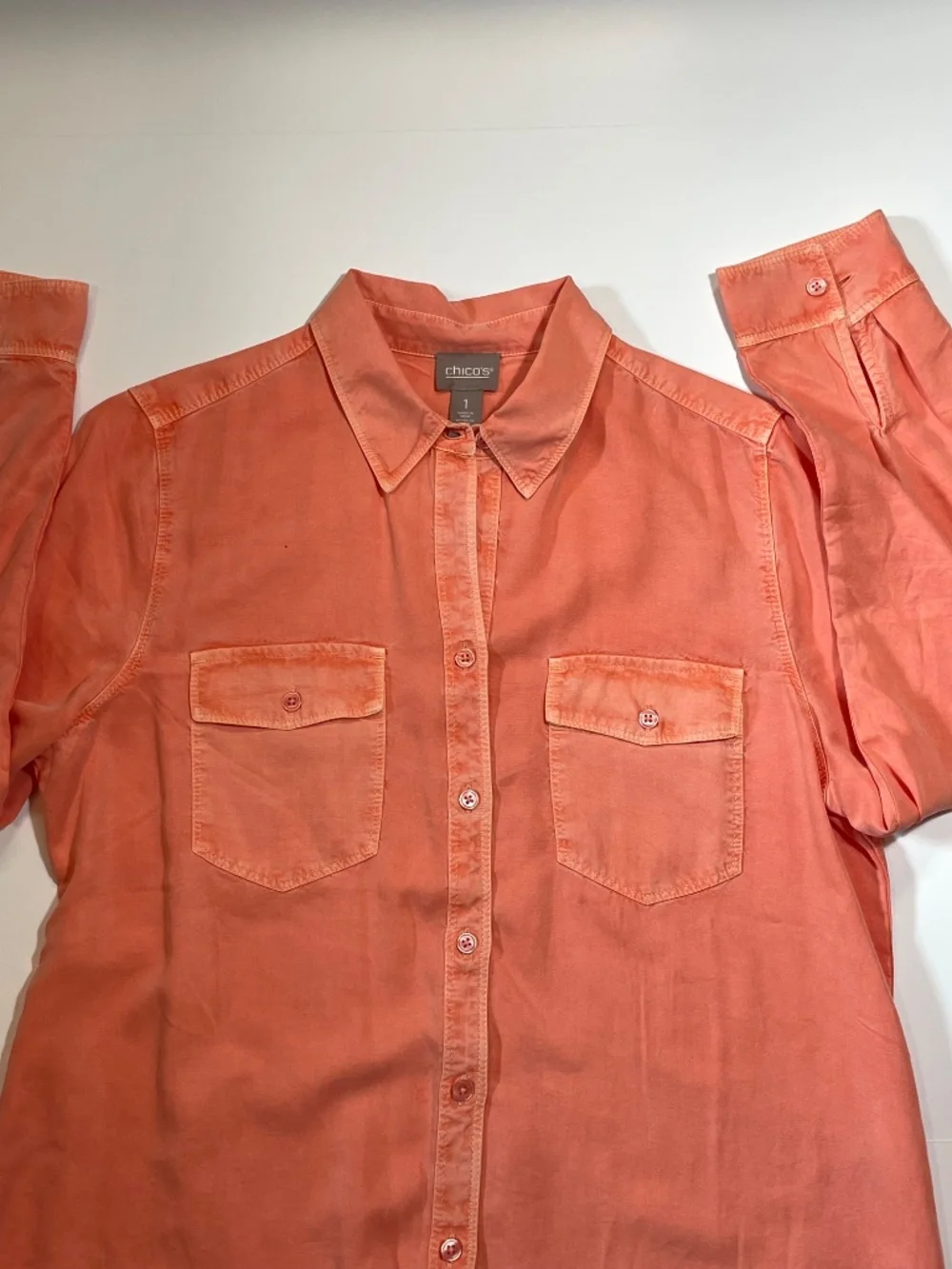 Chico's Long Sleeve Button Down Shirt Size 1 - Picture 4 of 11